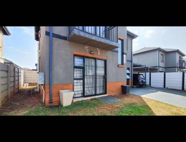 4 BEDROOM HOUSE FOR SALE IN ALBERTSDAL